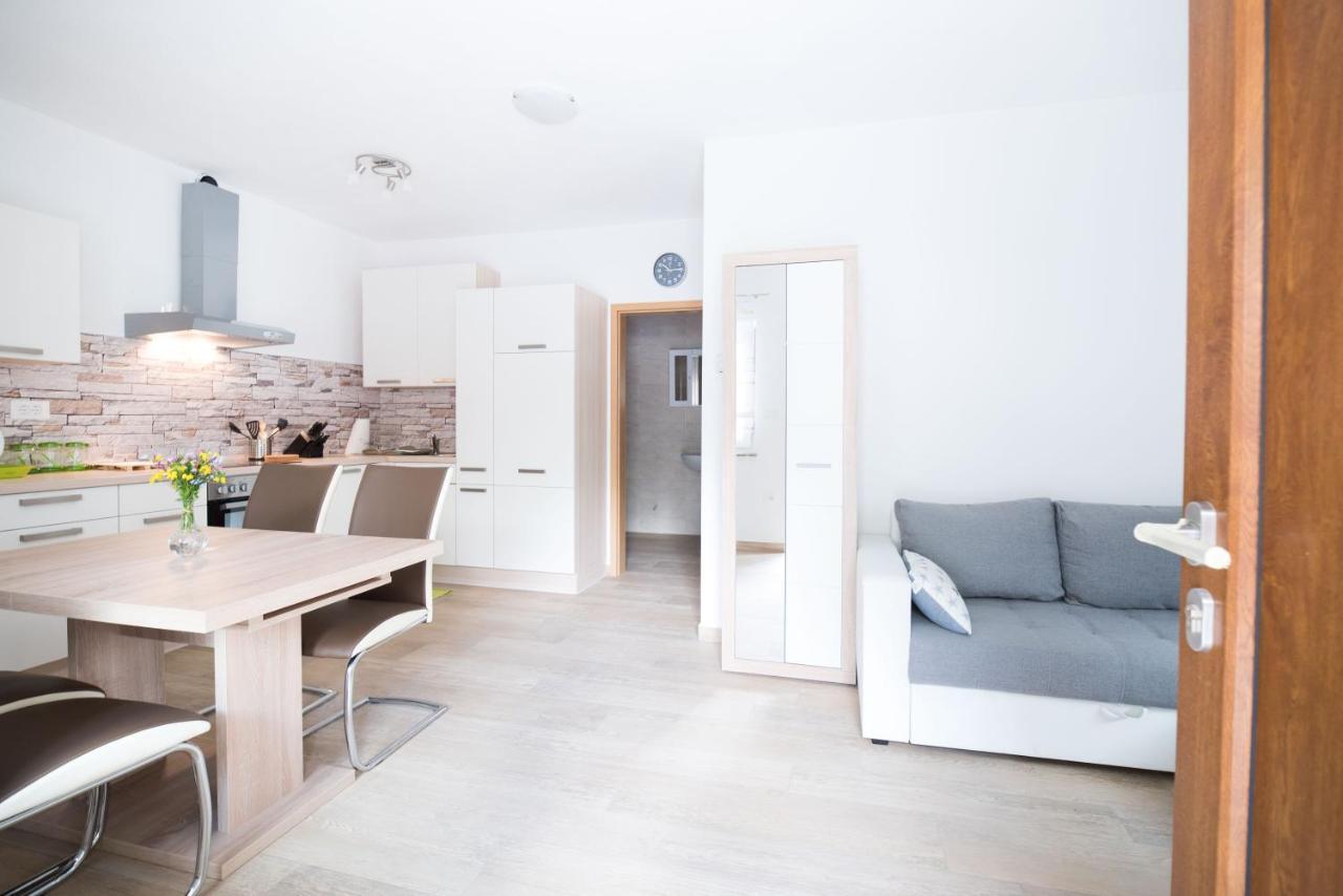 Апартаменти House Dormica Трента Номер фото
